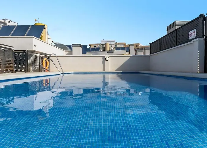 -malagasunapts- Huge & * Pool* Freepark*